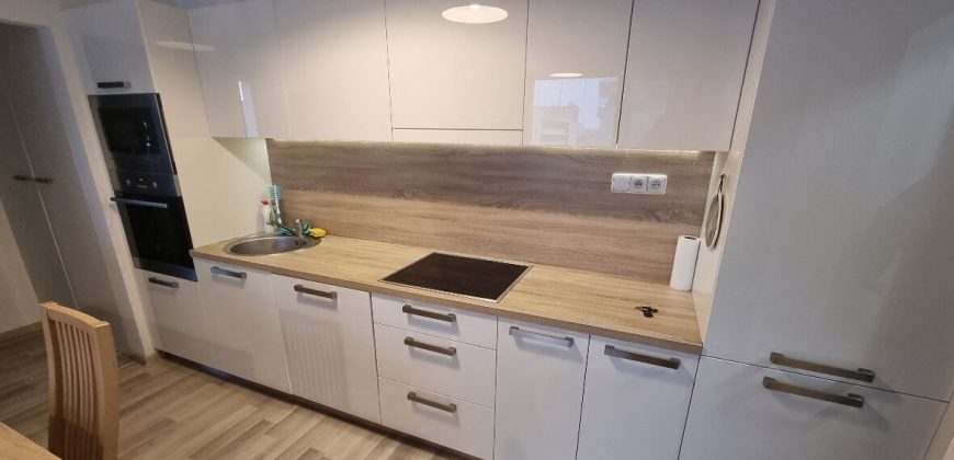 Prenájom v Bratislave – Moderný 2,5 izbový byt na Priemyselnej ulici na Nivách