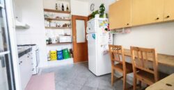 3 izb. na začiatku Petržalky Hálová s nepriechodnými izbami