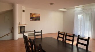 Novší 6 izb. RD Líščie údolie, 3x kúpeľňa, 2x kuchyňa, 4x parking