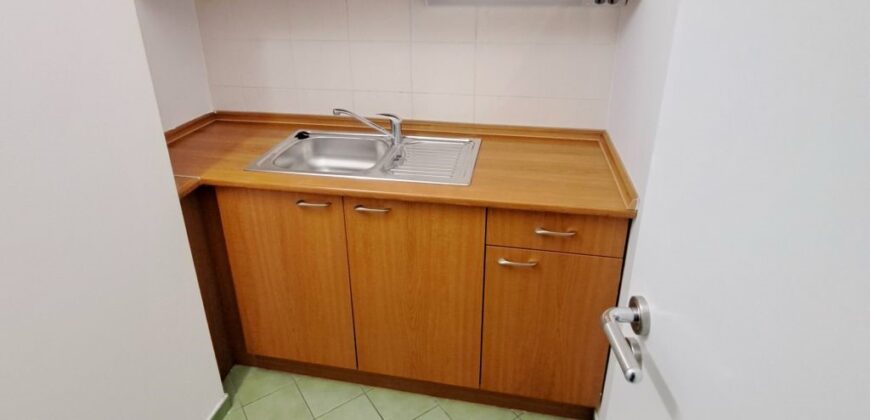 Prenájom dvojkancelárie (52 m2) v Hoteli Bratislava, Seberíniho ul.