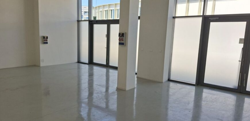 Prenájom obch. – prevádzkového priestoru (440 m2) na Račianskej, Krasňany